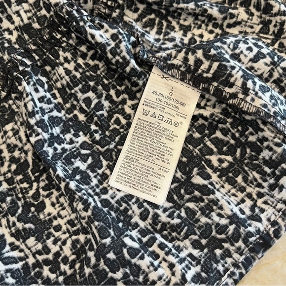 NEW GAP‎ | Puff Sleeve Black and White Smocked Waist Dress | Women’s Large - Picture 11 of 12